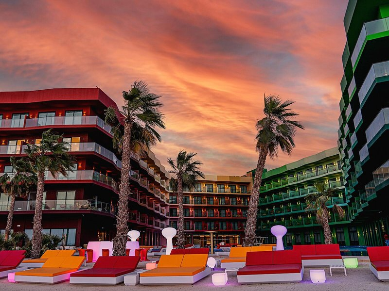 voco Dubai Nice The Heart of Europe