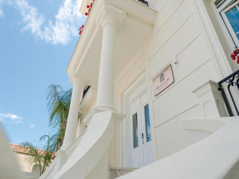 Art Gallery Boutique Hotel