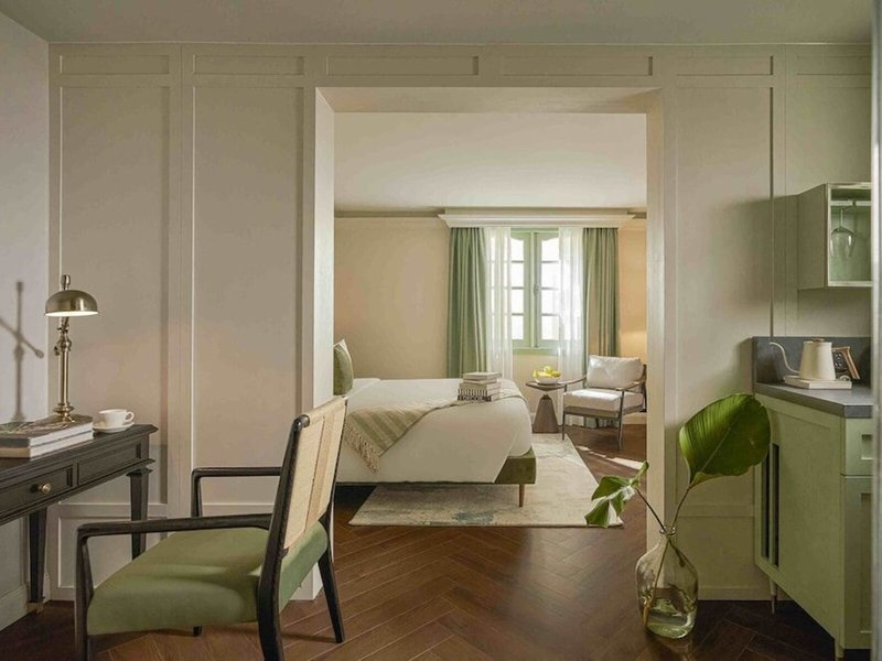 President Maison Signature by M Village