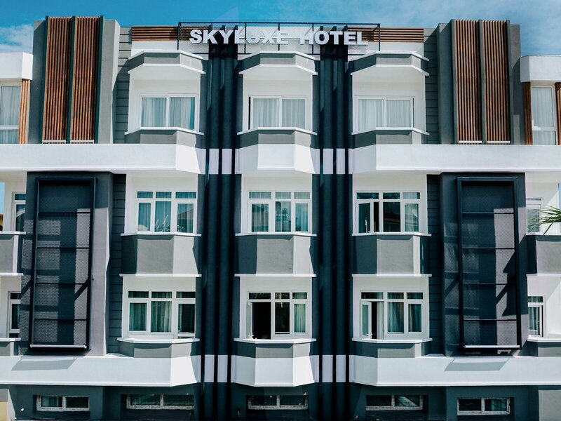 Sky Luxe Hotel