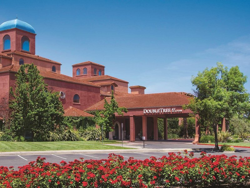 DoubleTree by Hilton Hotel Sonoma Wine Country