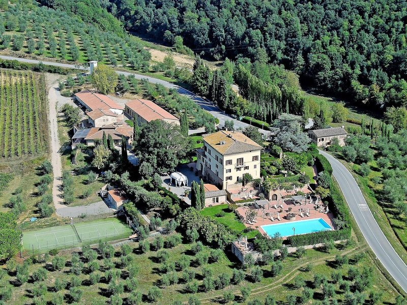 Villa Curina Chianti Resort