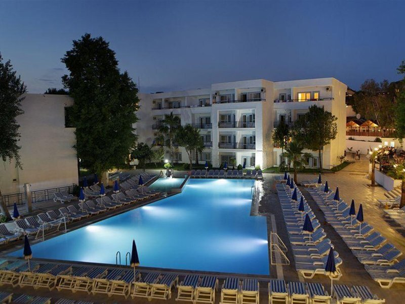 Side Nusso Beach Hotel