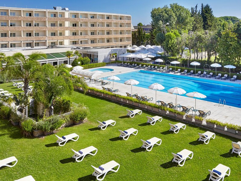 Crowne Plaza St. Peter's