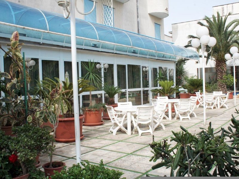 Eden Torre Canne