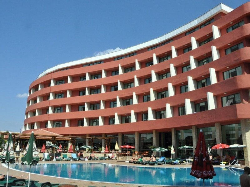 Hotel Mena Palace