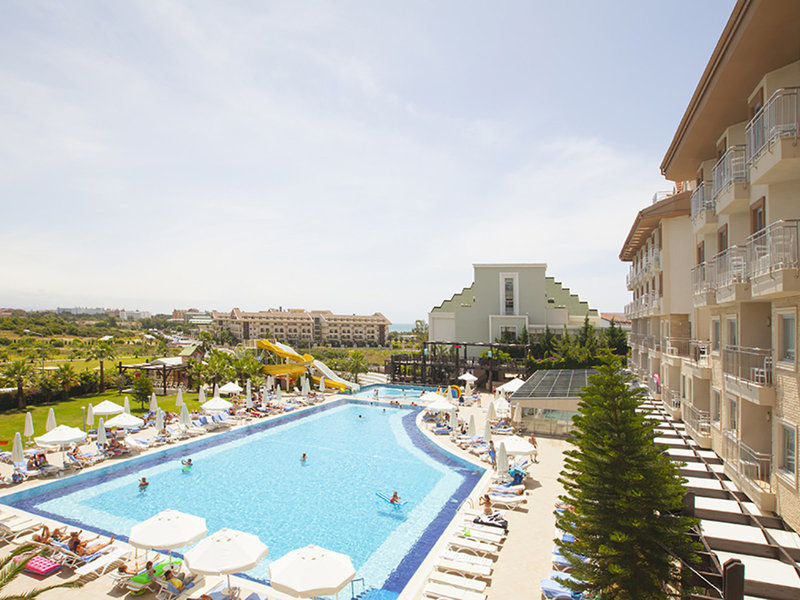 Diamond Beach Hotel & Spa