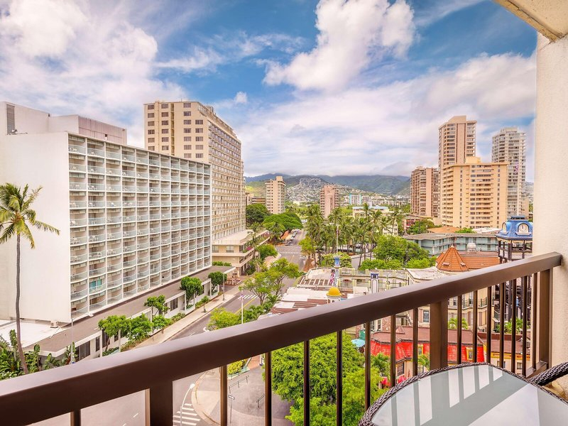 Hyatt Regency Waikiki Beach Resort & Spa