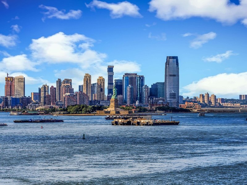 DoubleTree by Hilton Hotel & Suites Jersey City