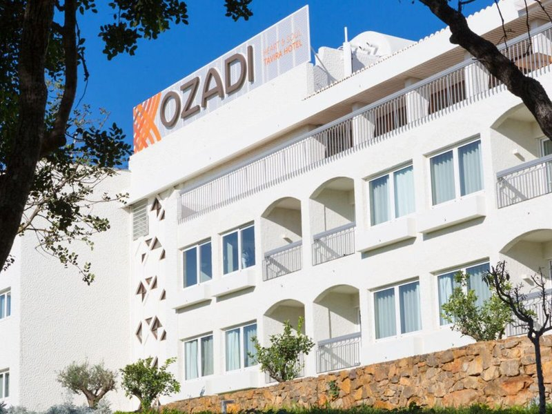 Ozadi Tavira Hotel