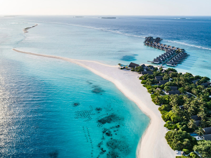 Four Seasons Resort Maldives at Landaa Giraavaru