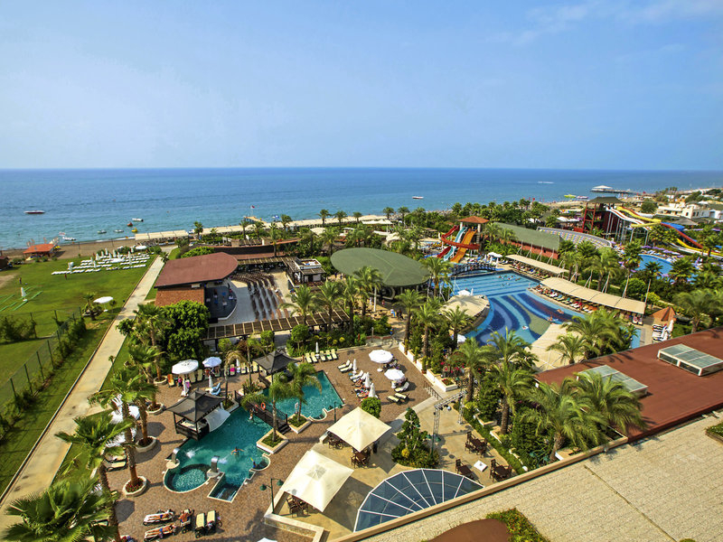 Crystal Family Resort & Spa