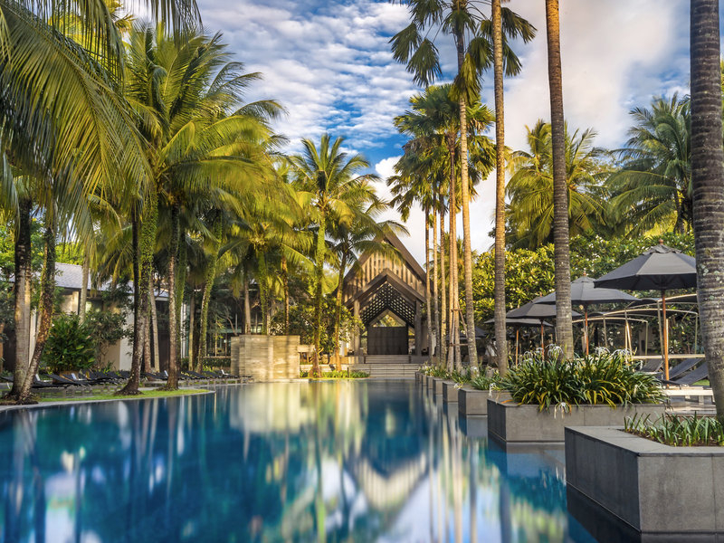 Twinpalms Surin Phuket Resort