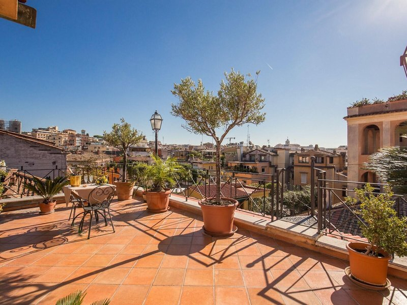 La Lumière di Piazza di Spagna
