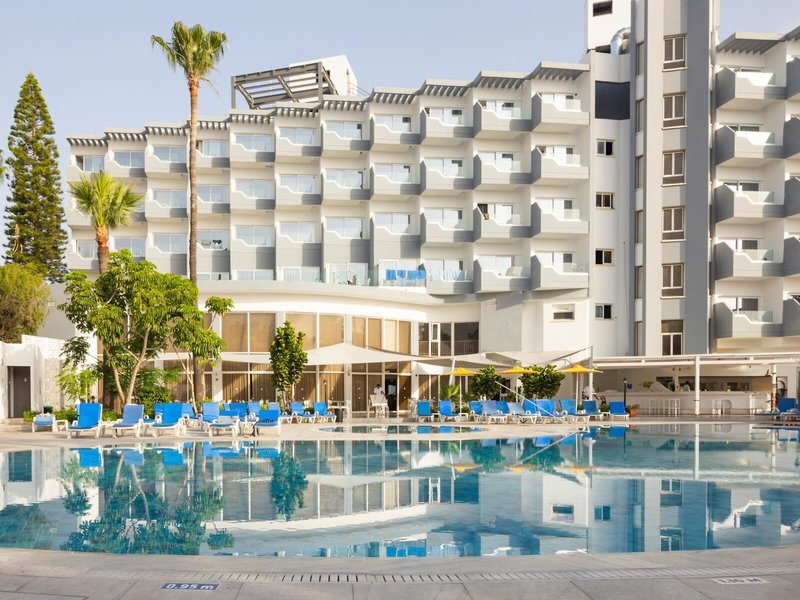 Papouis Protaras Hotel