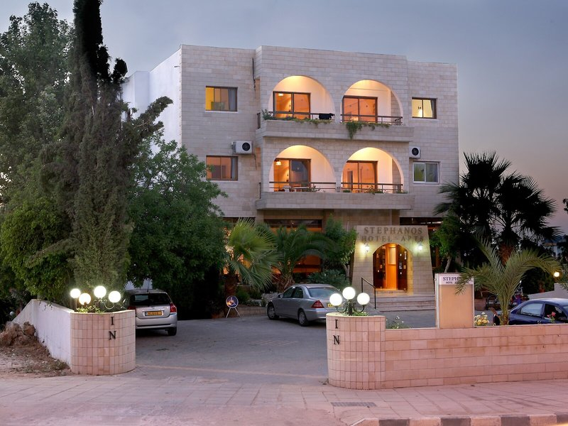 Stephanos Hotel Apartments