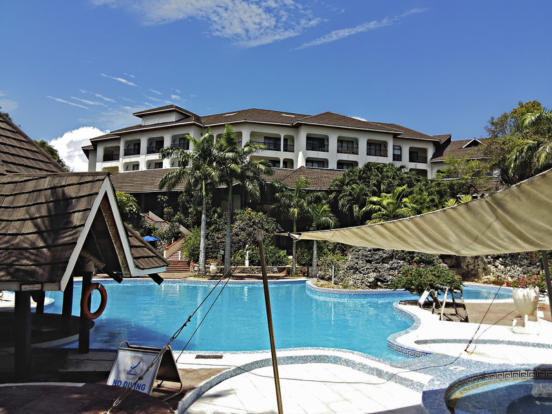 Diani Reef Beach Resort & Spa