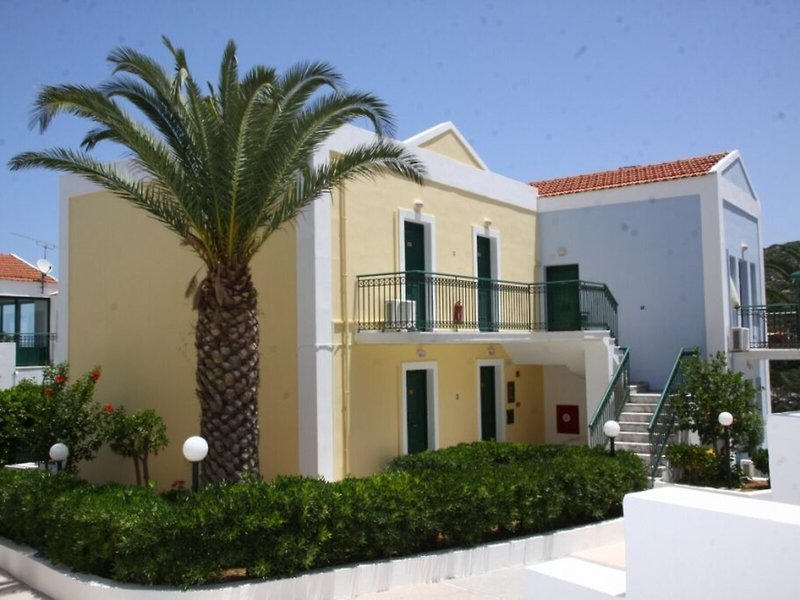 Camari Garden Hotel Apartments