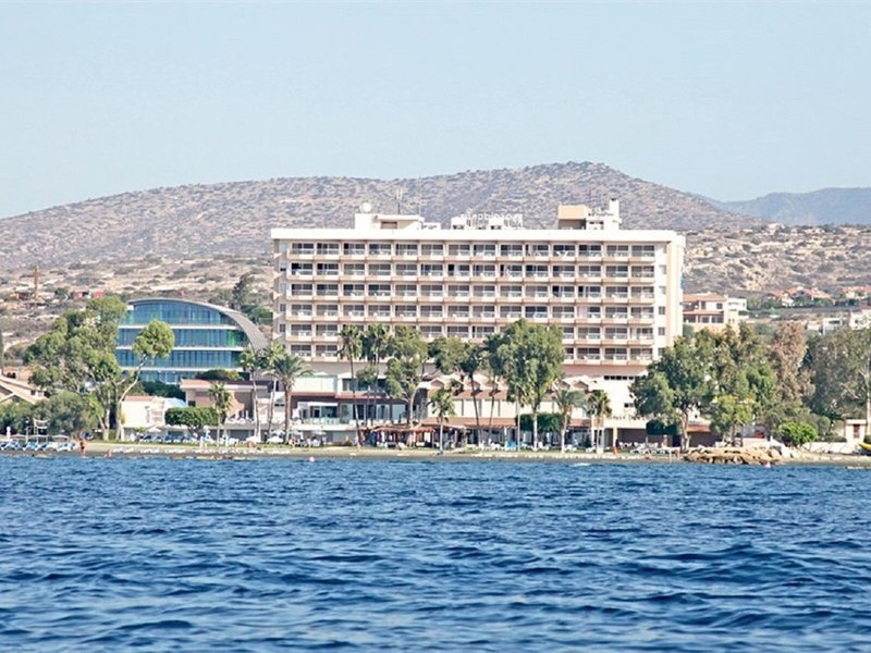 Poseidonia Beach Hotel