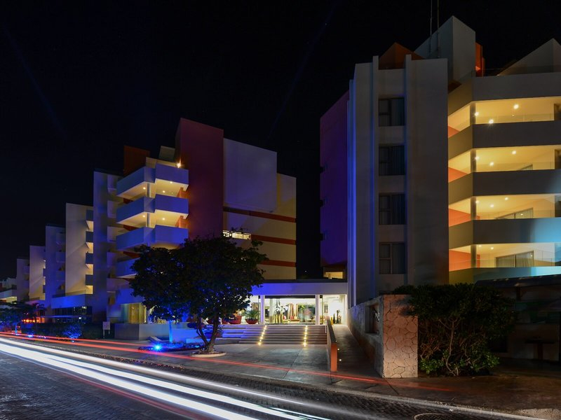 Privilege Aluxes Hotel