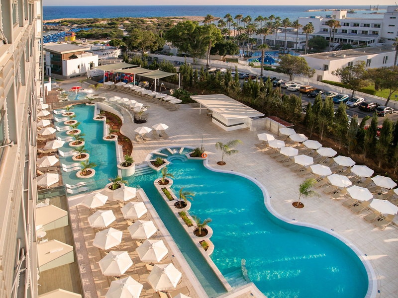 Asterias Beach Hotel