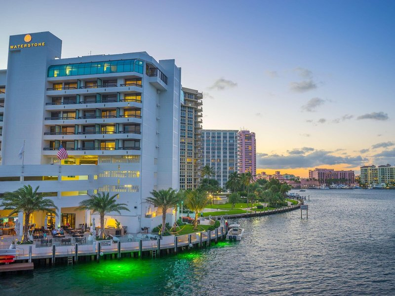 Waterstone Resort & Marina Boca Raton, Curio Collection by Hilton