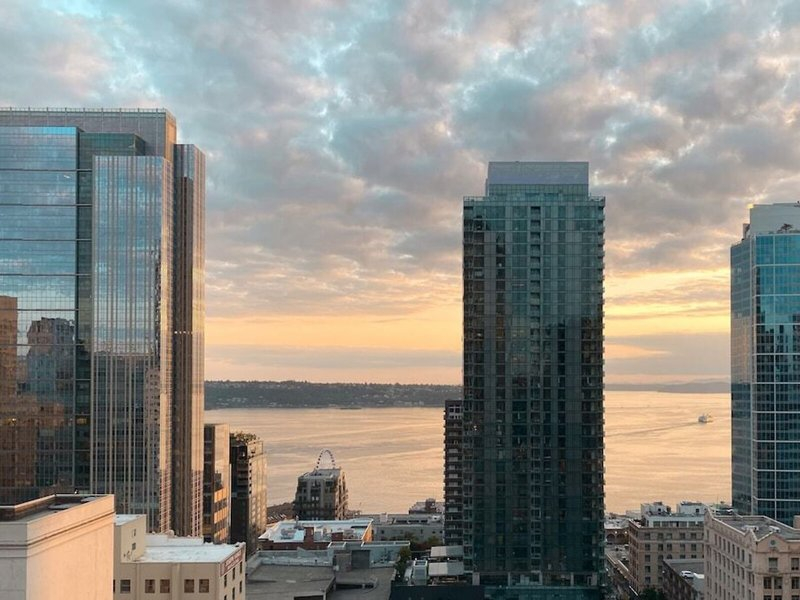 Hilton Motif Seattle