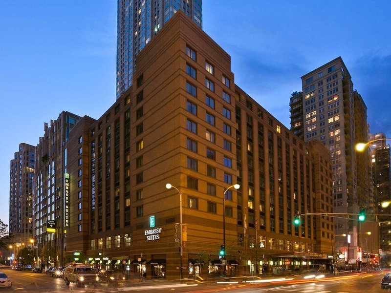 Embassy Suites by Hilton Chicago Downtown
