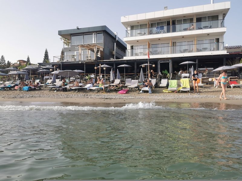 Sun Hotel by En Vie Beach