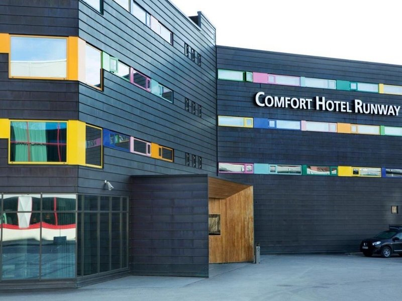 Comfort Hotel Runway