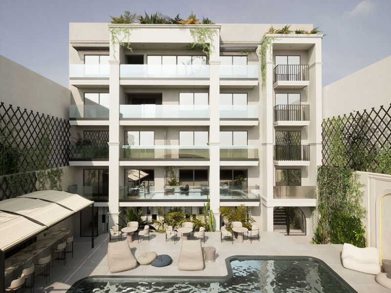 Enorme Epavli Boutique