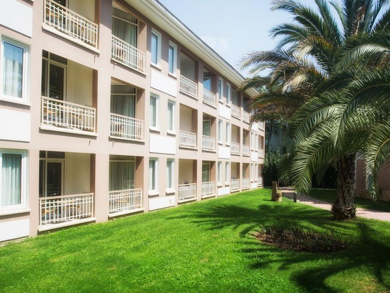 Akka Alinda Hotel