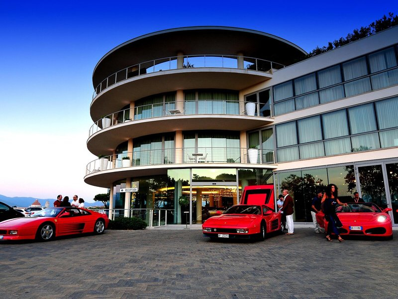 Pisa Hotel Tower Plaza