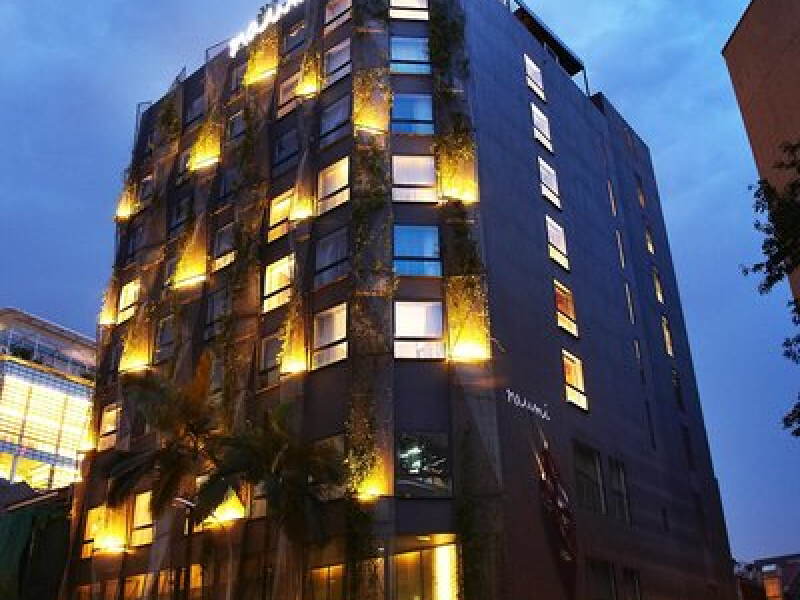 Naumi Singapore
