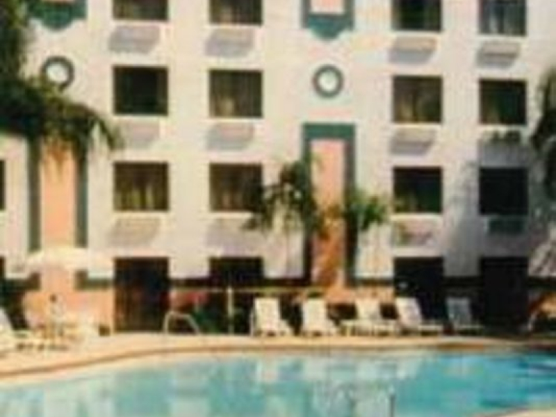 Holiday Inn Fort Myers-Downtown Area