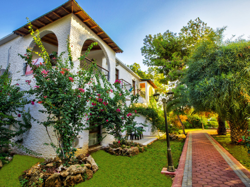 Merit Royal Gardens Hotel
