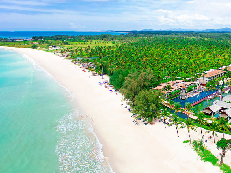 Graceland Khaolak Beach Resort