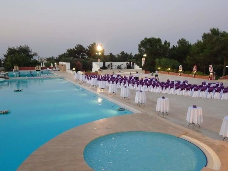 Uptown Büyük Andolu Girne Hotel