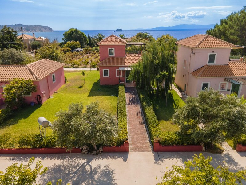 Monambeles Villas